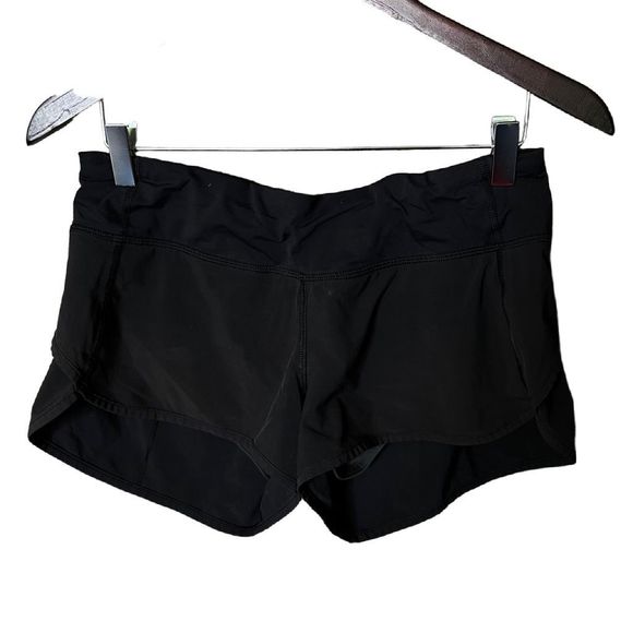 Lululemon Shorts 6 - Picture 1 of 3